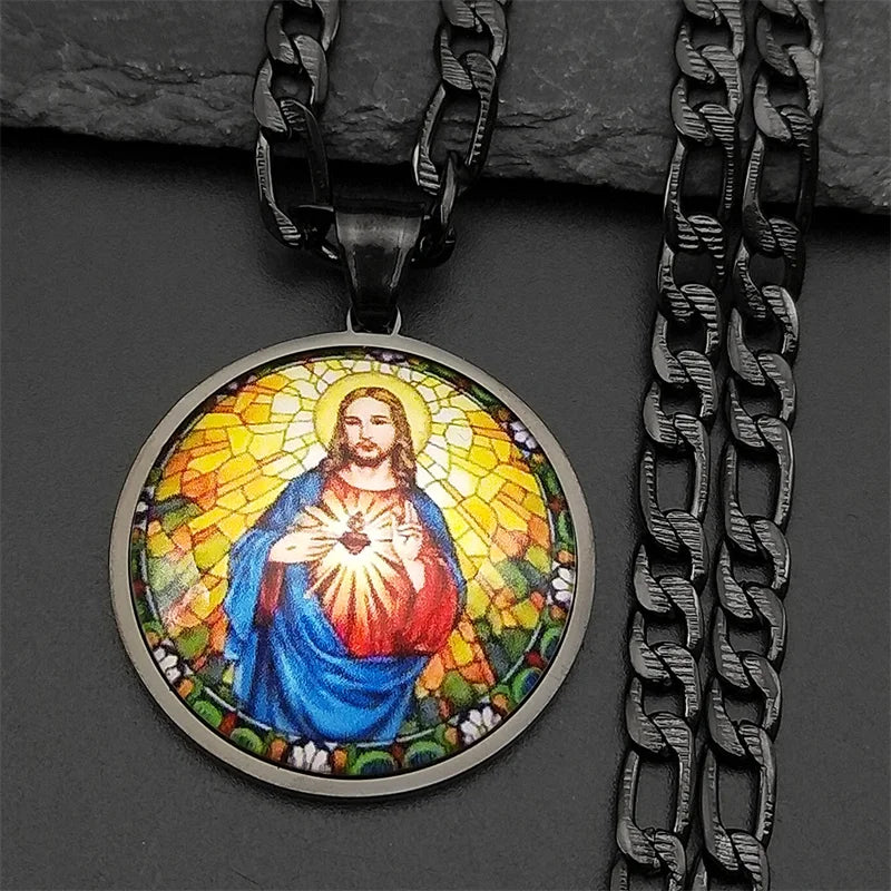 Sacred Heart of Jesus Medal Round Pendant Necklace for Women Men Stainless Steel Christian Talisman Protection Religious Jewelry