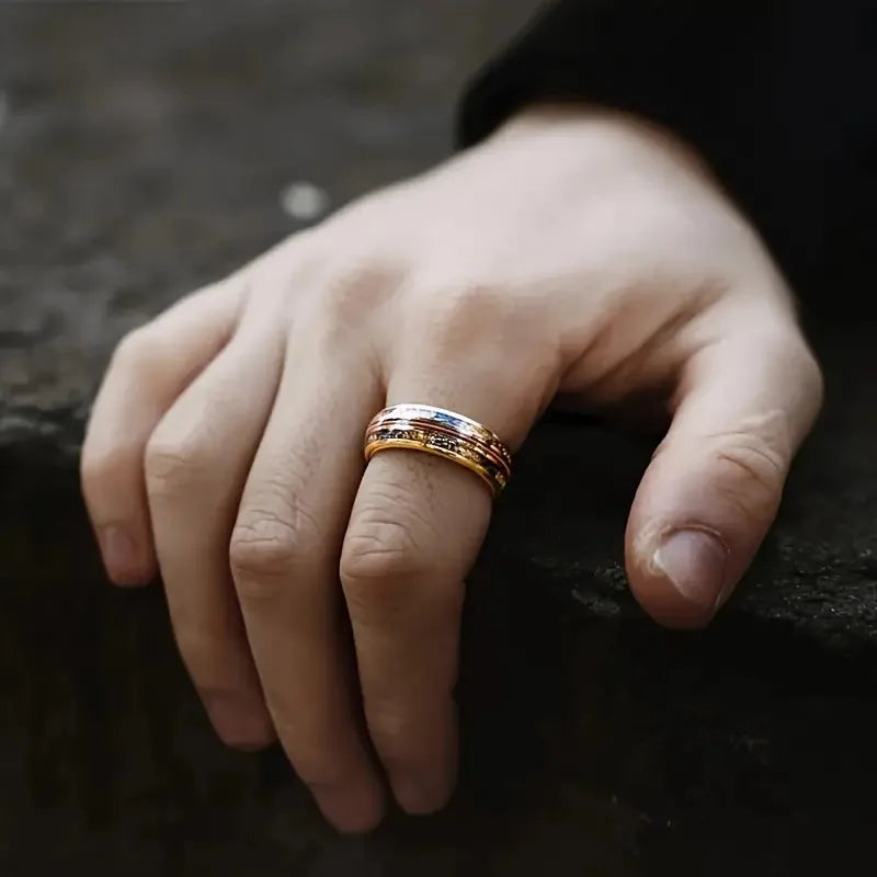 Fashion 8mm Gold Color Stainless Steel Guitar string Rings for Men Inlay Simulated Ambers Stone Rings Wedding Band Jewelry Gifts