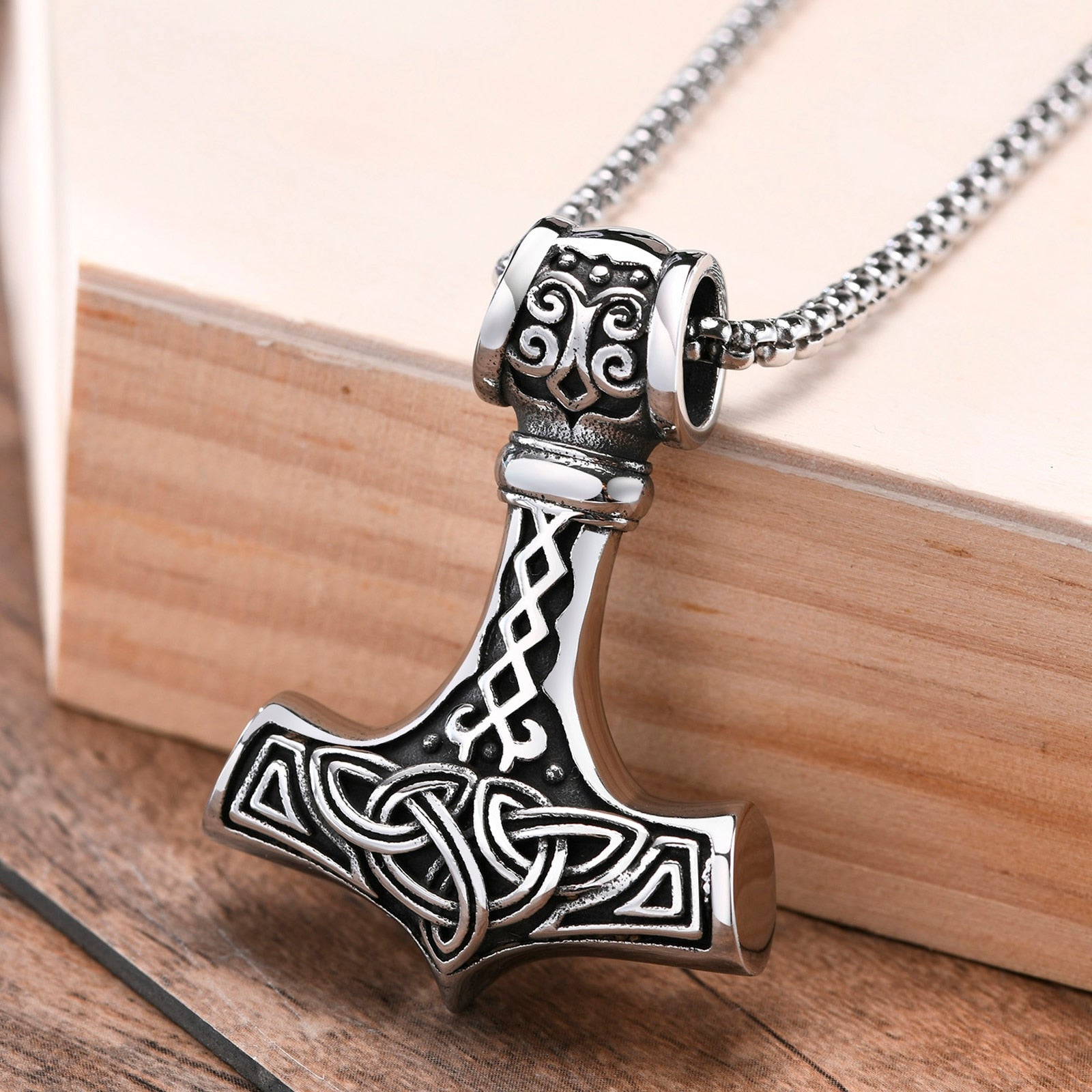 Vnox Vintage Men Norse Viking Necklaces,Rock Punk Retro Thor Mjolnir Hammer Pendant,Scandinavian Nodic Amulet Rune Neck Jewelry PN-1504S