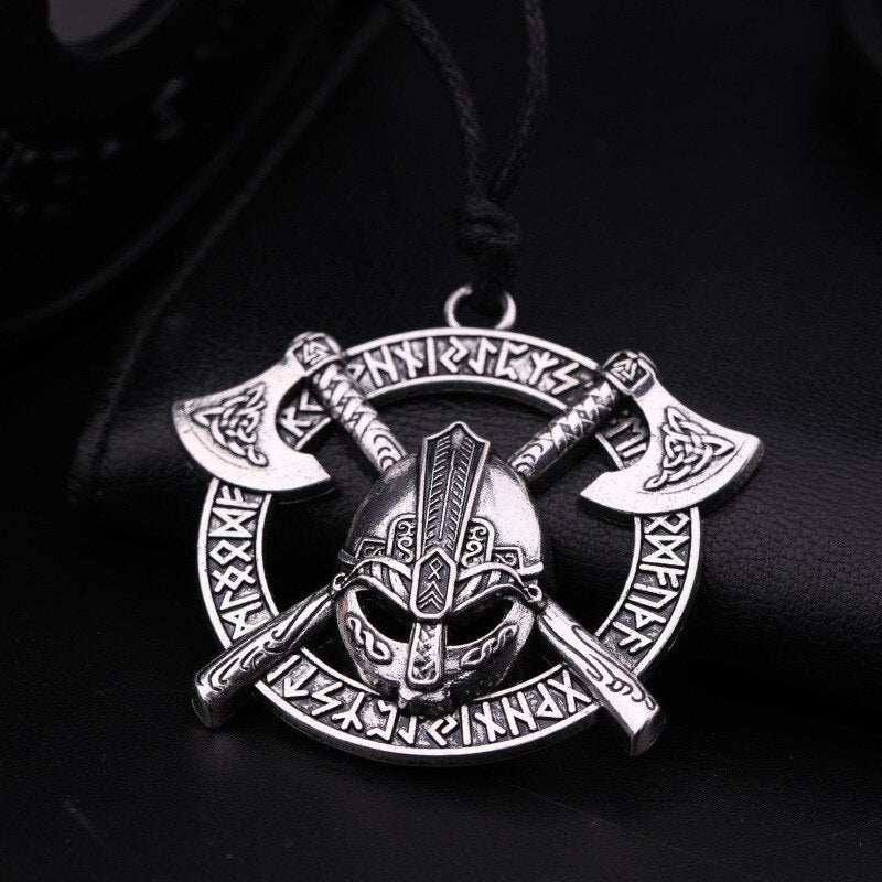 Viking Runes Warrior Helmet Round Pendant Necklace for Men Battle Warrior Axe Logo Pendant Rope Chain Retro Jewelry 2021 Trend