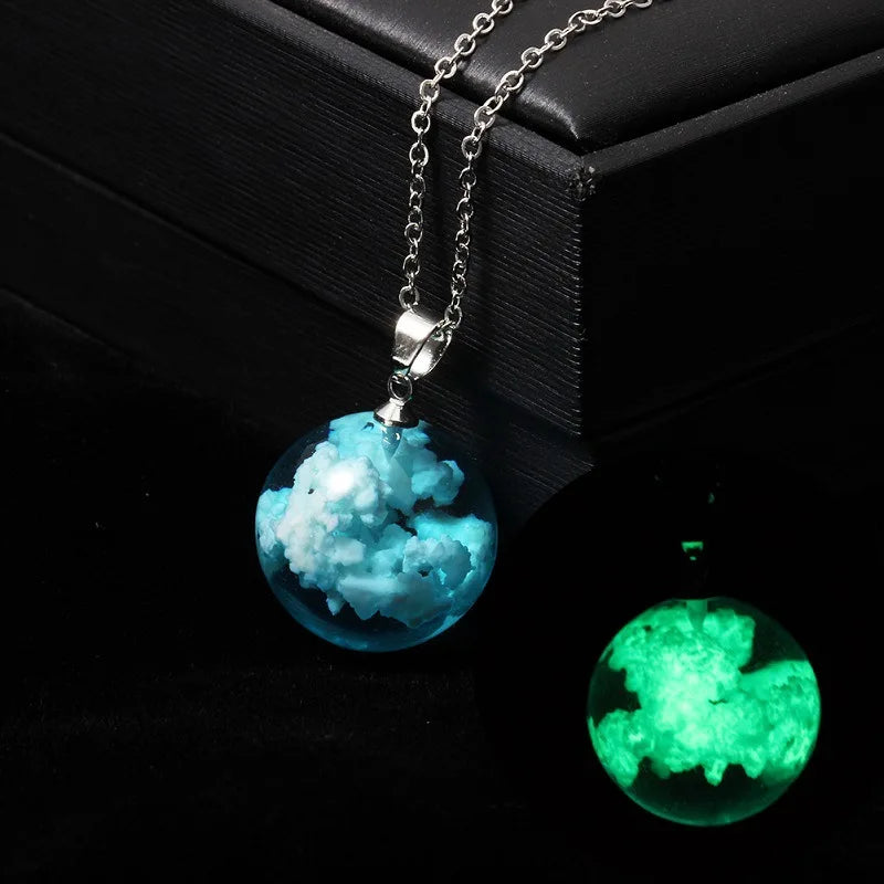 Chic Transparent Resin Rould Ball Moon Pendant Necklace Women Blue Sky White Cloud Chain Necklace Fashion Jewelry Gifts for Girl 2