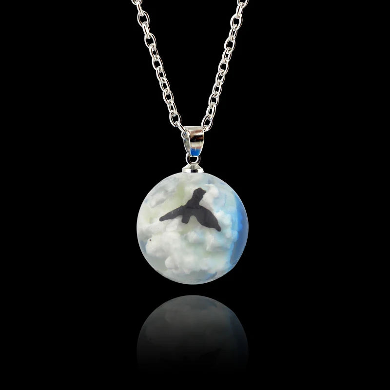 Transparent Resin Rould Ball Moon Pendant Necklace Women Blue Sky White Cloud Chain Necklace Fashion Jewelry Gifts Accessories white