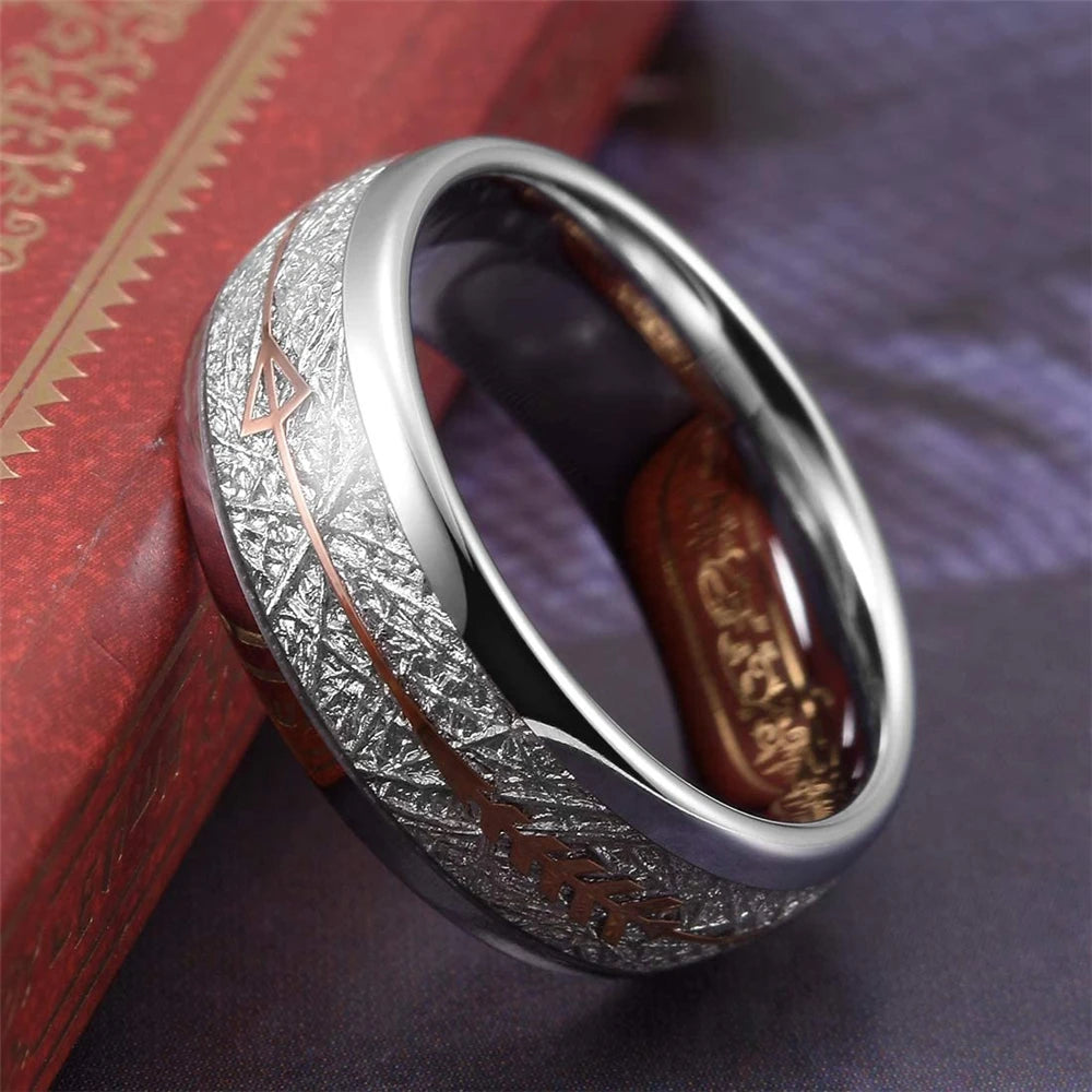 Luxury Mens 8mm Koa Wood Arrow Inlay Titanium Wedding Ring Viking Hunting Stainless Steel Engagement Ring Men Wedding Band Gift