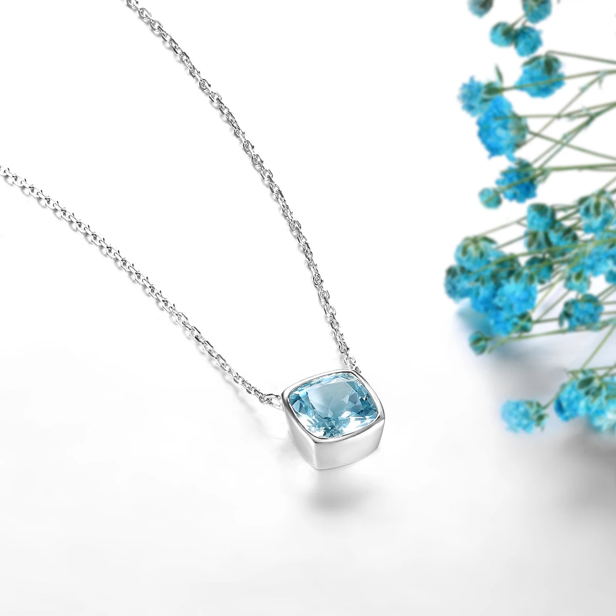 Natural Sky Blue Topaz Sterling Silver Necklace Women Exquisite Jewelry 2.7 Carats Genuine Topaz Gemstone Romantic Styles