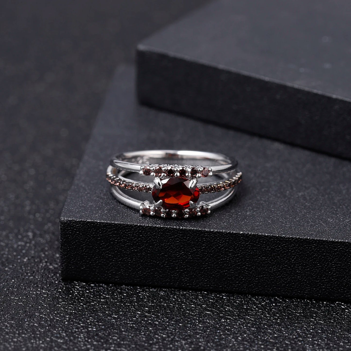 GEM'S BALLET 0.95Ct Natural Red Garnet Antique Style Rings for Women 925 Sterling Silver Birthstone Ring Fine Jewelry