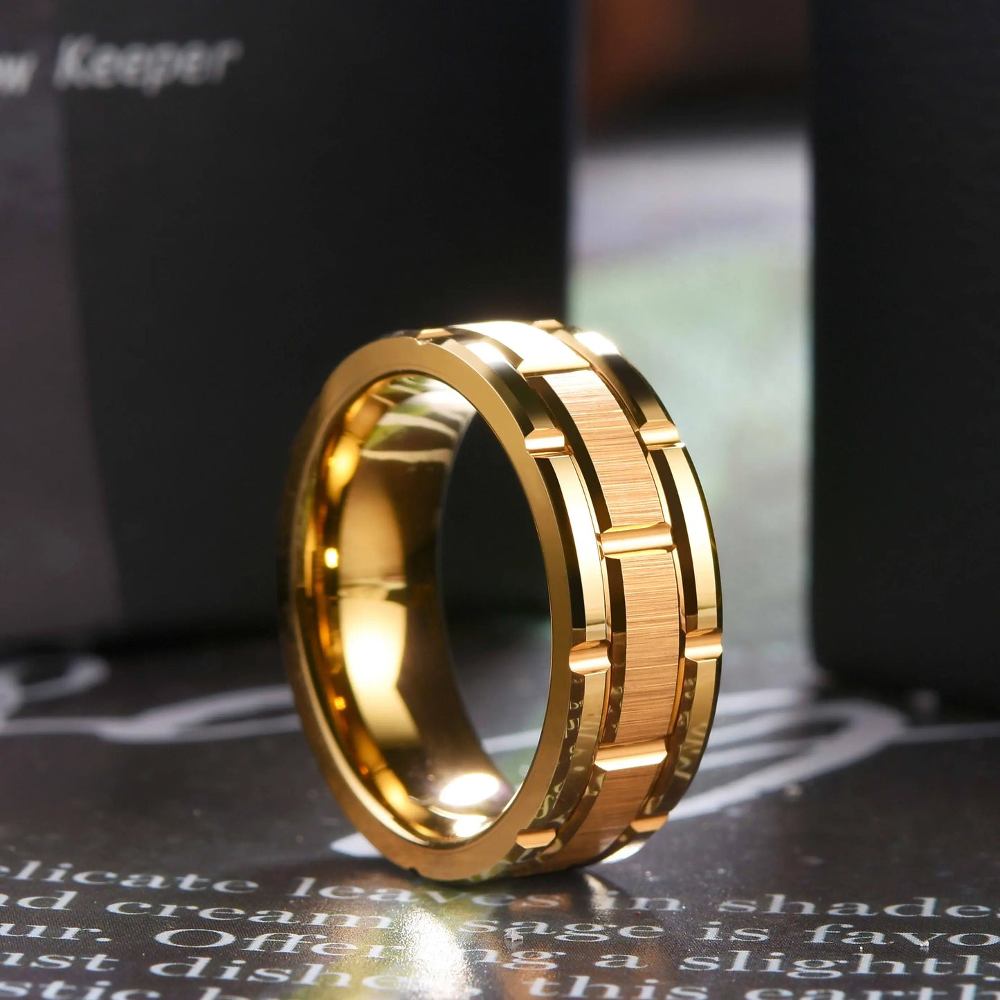Fashion 8mm Black Polished Finish Tungsten Wedding Ring For Men Inlaid Zirconia Stainless Steel Engagement Ring Men Wedding Band