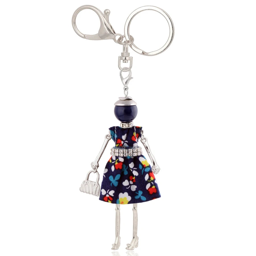 Women Keychain for Lady 2022 New Statement Charm Metal Key Chain Jewelry Cute Gift Female Bag Pendant Trendy Key Ring Wholesale KE 2036