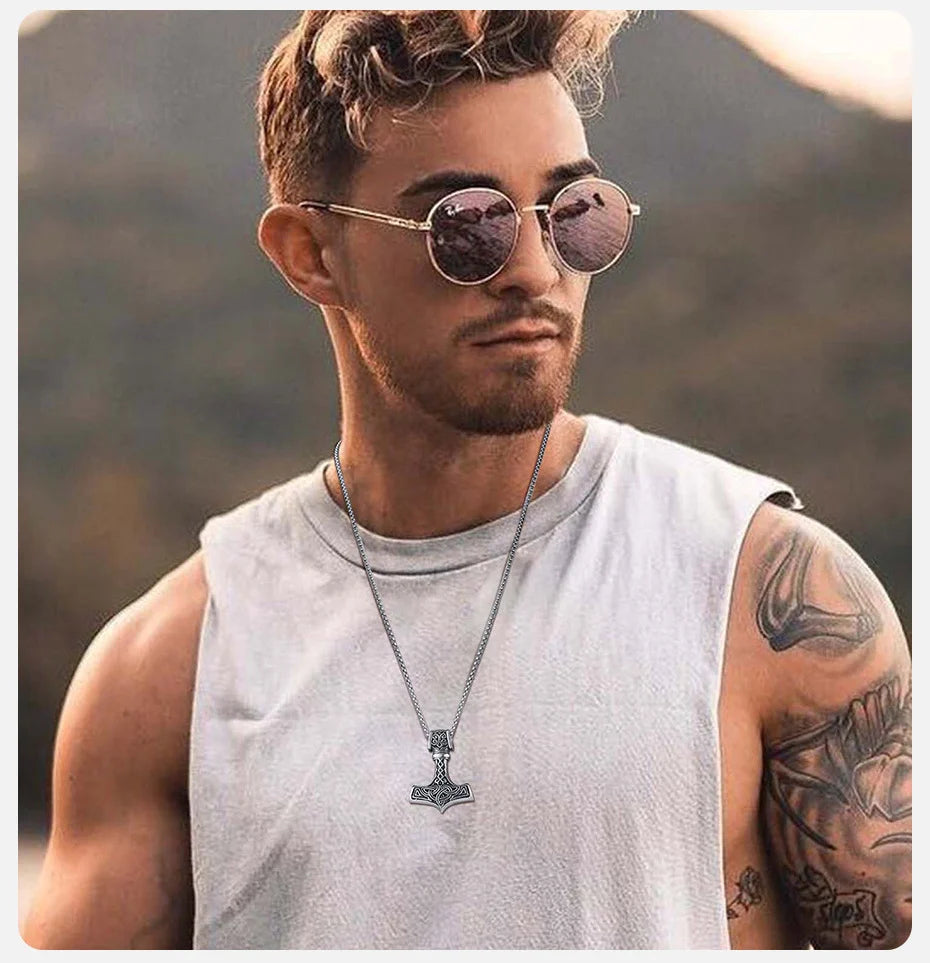 Vnox Vintage Men Norse Viking Necklaces,Rock Punk Retro Thor Mjolnir Hammer Pendant,Scandinavian Nodic Amulet Rune Neck Jewelry