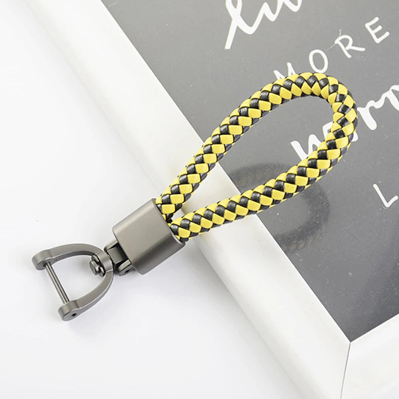 High-Grade Keychain for Men Women Rotatable Key Chain Luxury Hand Woven Leather Horseshoe Buckle Car Key Ring Holder Accessories Yellow Black