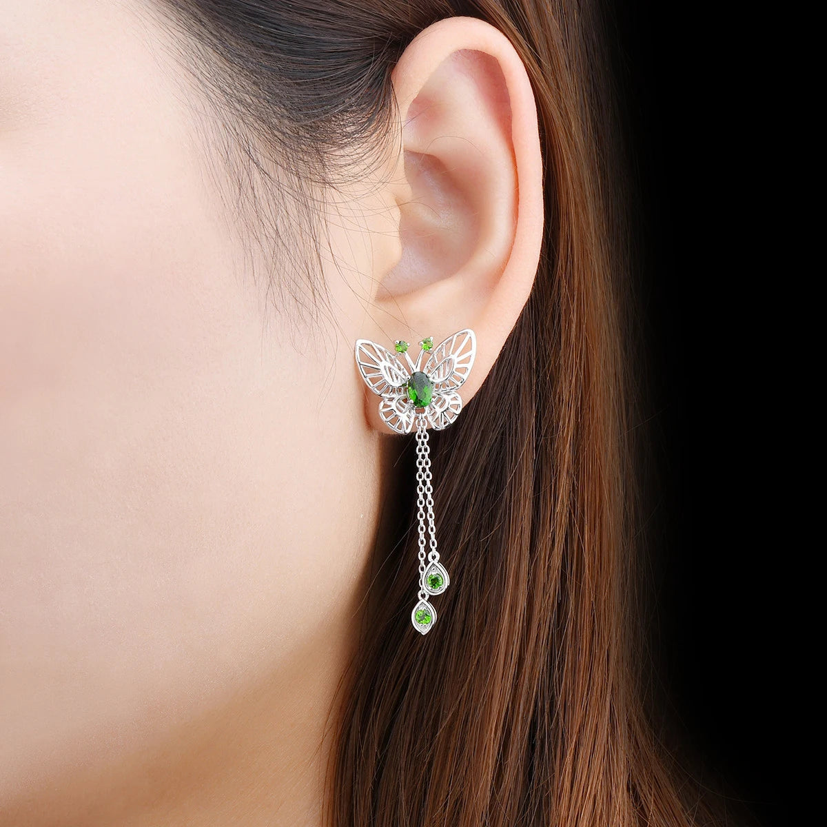 Natural Chrome Diopside Silver Stud Earring 1.53 Carat Original Unique Design Romantic Style Jewelry for Wedding Engagement
