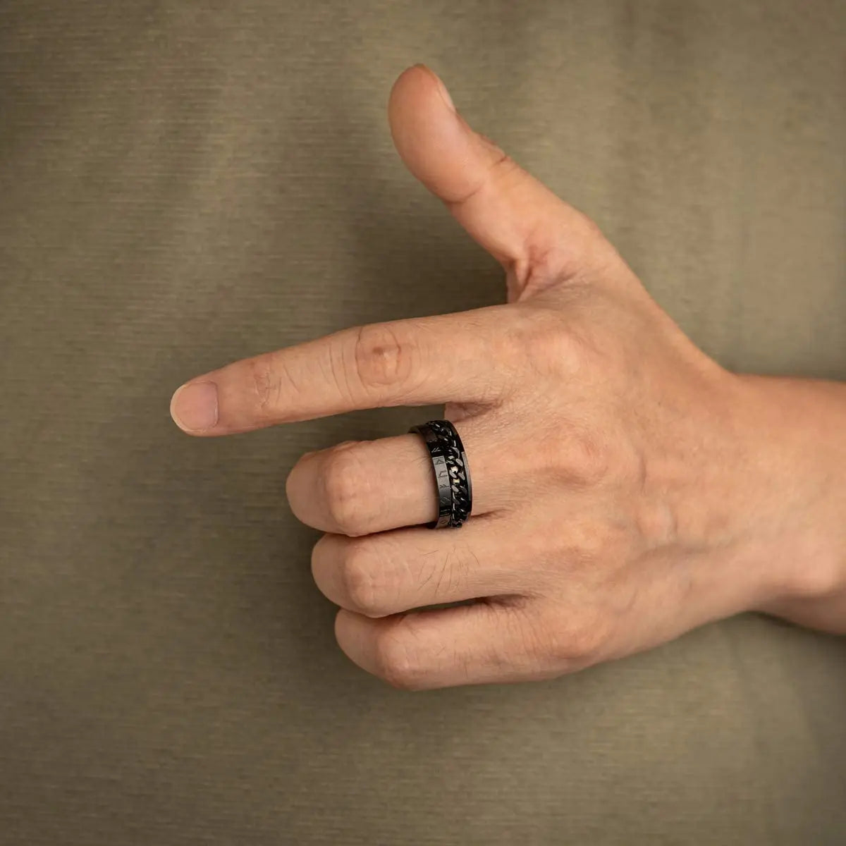 Fashion Anti Stress Anxiety Ring Figet Spinner Rings for Men Women Retro Norse Viking Runes Ring Stainless Steel Rotatable Ring