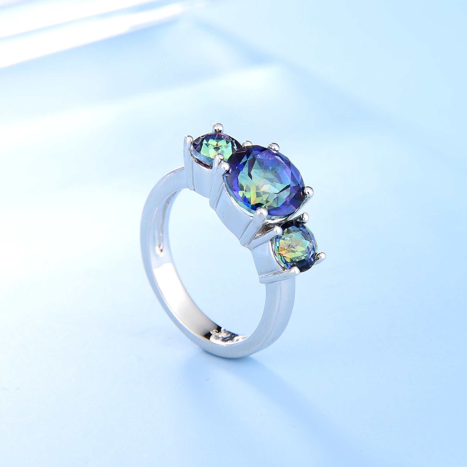 GEM&#39;S BALLET Natural Round Mystic Topaz Birthstone Rings For Women 925 Sterling Silver Three Stone Classic Band Ring Jewelry