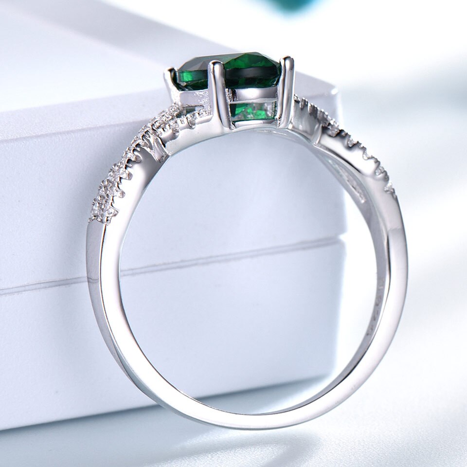 UMCHO Classic 925 Sterling Silver Oval Gemstone Nano Emerald Ring Female Engagement Party Birthday Gift Anniversary Ring