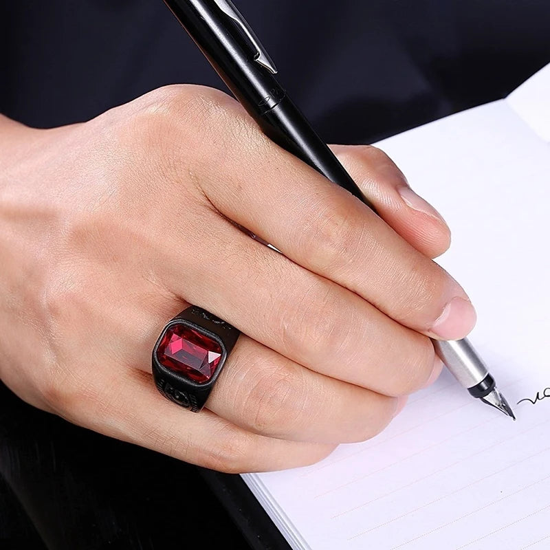 Fashion Red Stone Crystal Black Finger Rings For Men Women Gothic Punk Wedding Ring Party Jewelry Wholesale