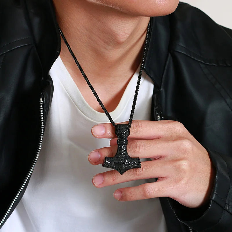 Vnox Vintage Men Norse Viking Necklaces,Rock Punk Retro Thor Mjolnir Hammer Pendant,Scandinavian Nodic Amulet Rune Neck Jewelry