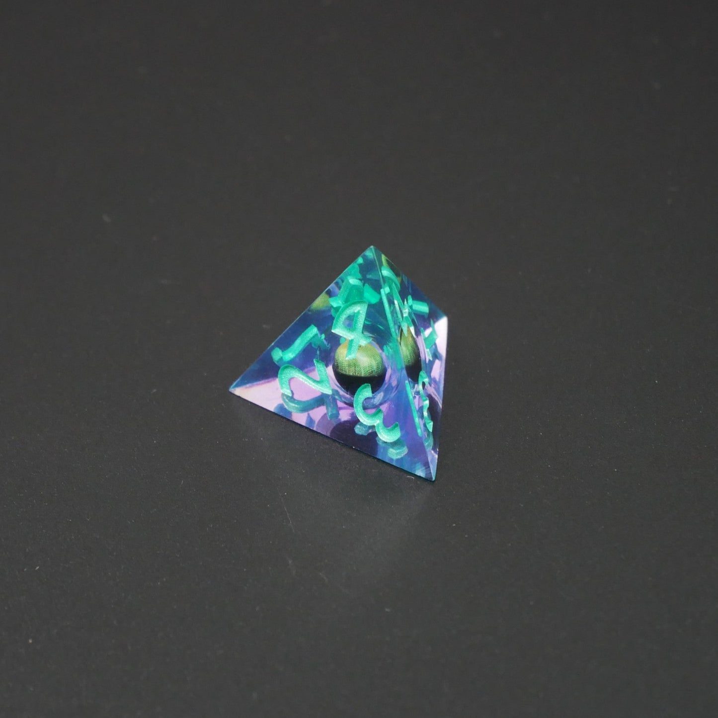 Remorhaz's Eye |  7 Piece Moving Eye DnD Dice Set | Acrylic RPG Gaming Dice