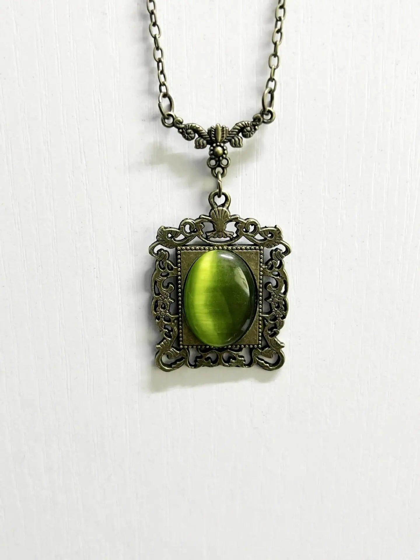 Gothic Vampire Blood Drop Pendant Necklace Vintage Purple Red Bat Eyes Charms Chains Witch Jewelry Accessory Gifts For Women