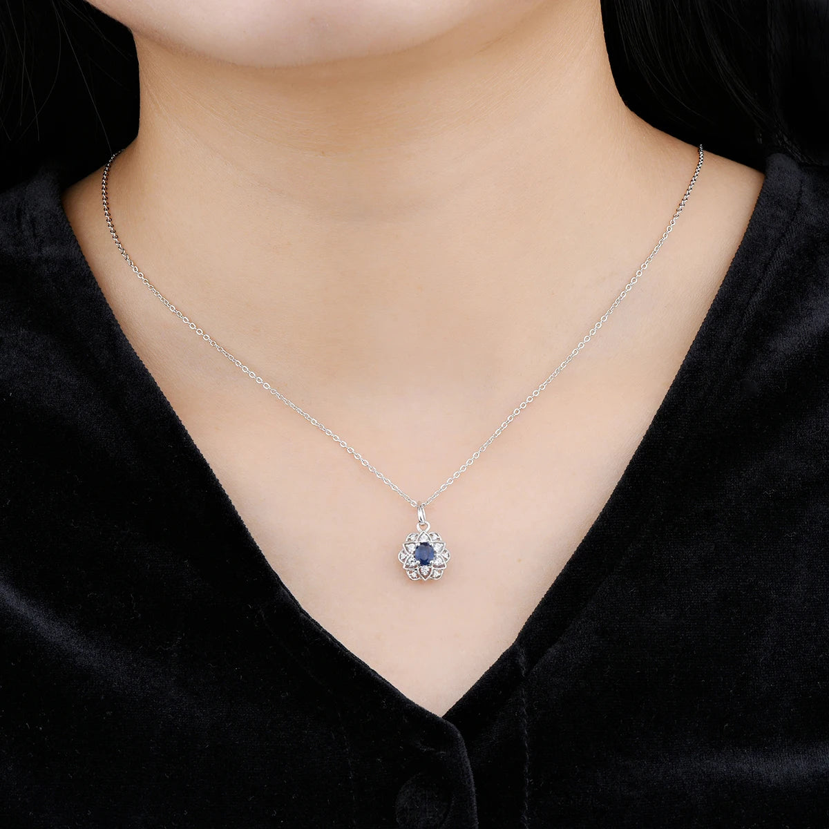 Natural Blue Sapphire Solid Sterling Silver Pendants 0.4 Carats Genuine Precious Sapphire Women Daily Fine Jewelrys Styles