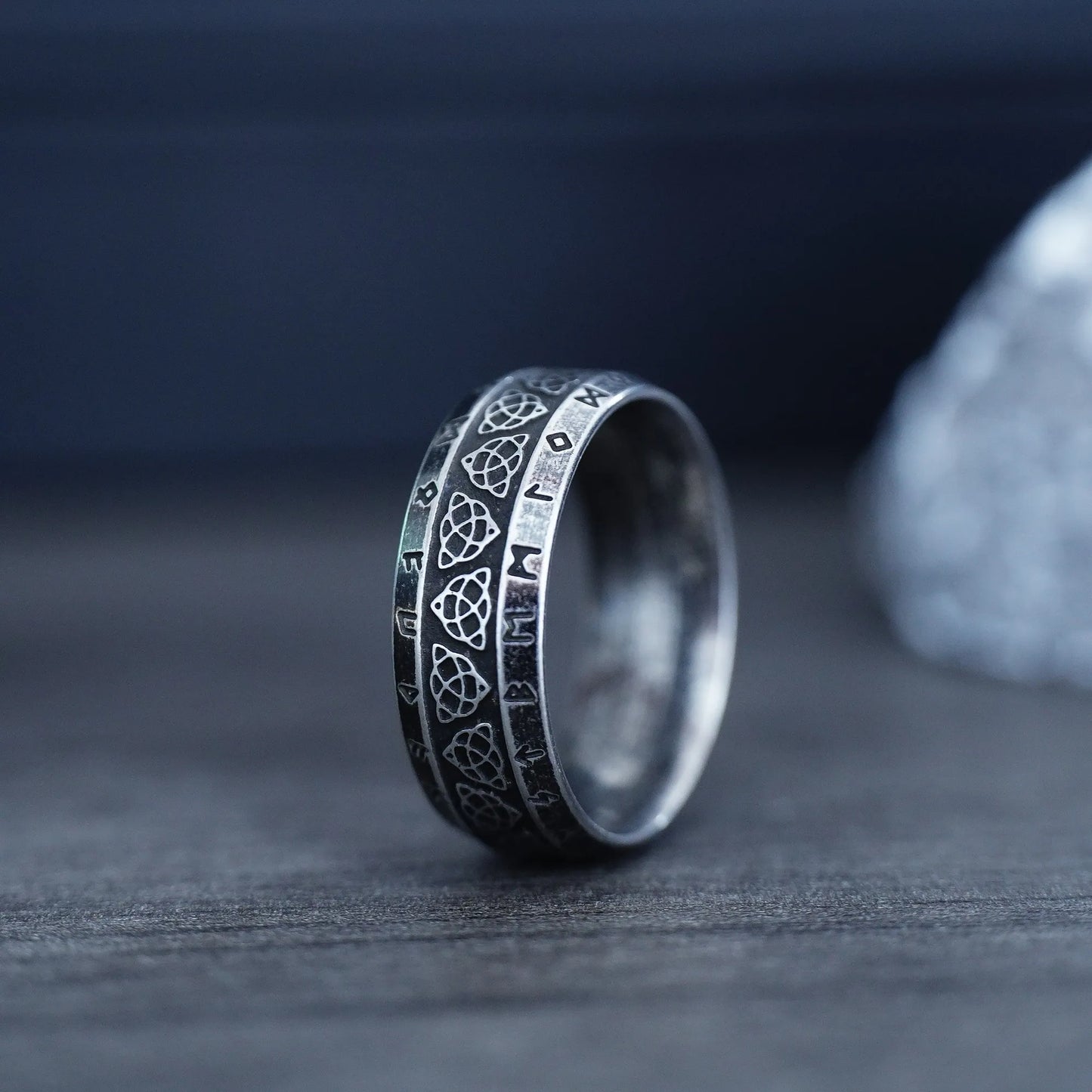 Fashion Vintage Simple Viking Rune Ring for Men Women Stainless Steel Nordic Celtic Knot Rings Couple Amulet Jewelry Wholesale