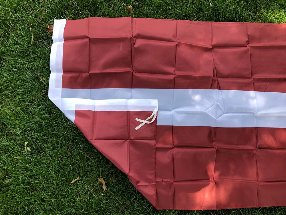 SKY FLAG Latvia flag  90x150cm 3x5fts Super Poly football FLAG Polyester hanging  Indoor Outdoor Flag for decoration