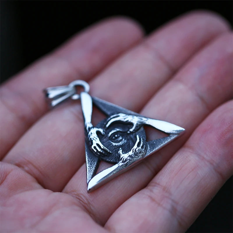 Vintage Egyptian Eye of Horus Necklaces for Men Punk Stainless Steel All Seeing Eye Pendant Triangle Evil Eye Jewelry