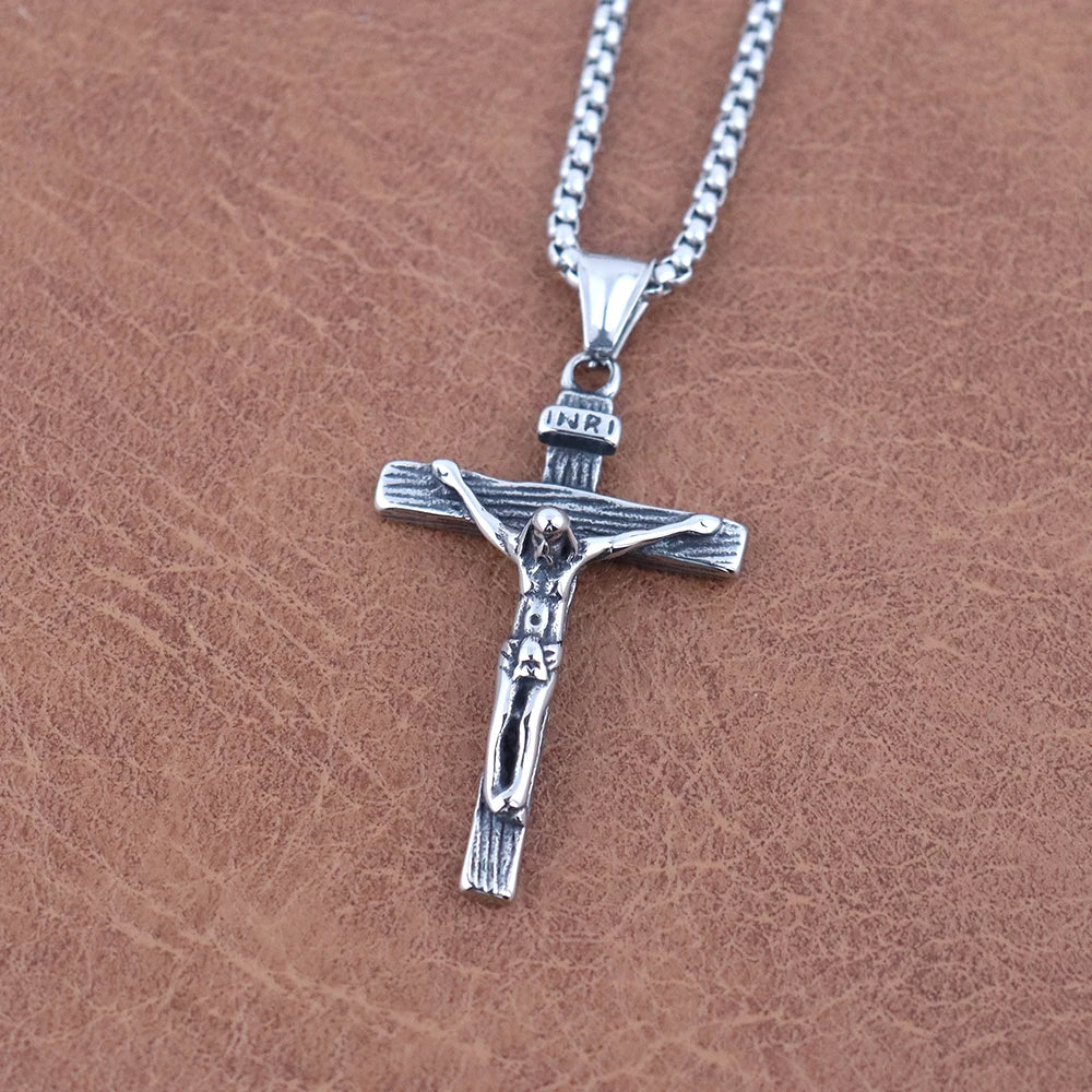 Vintage Stainless Steel Jesus Cross Necklace Men's Classic Religious Believer INRI Cross Pendant Jewelry Creative Gift