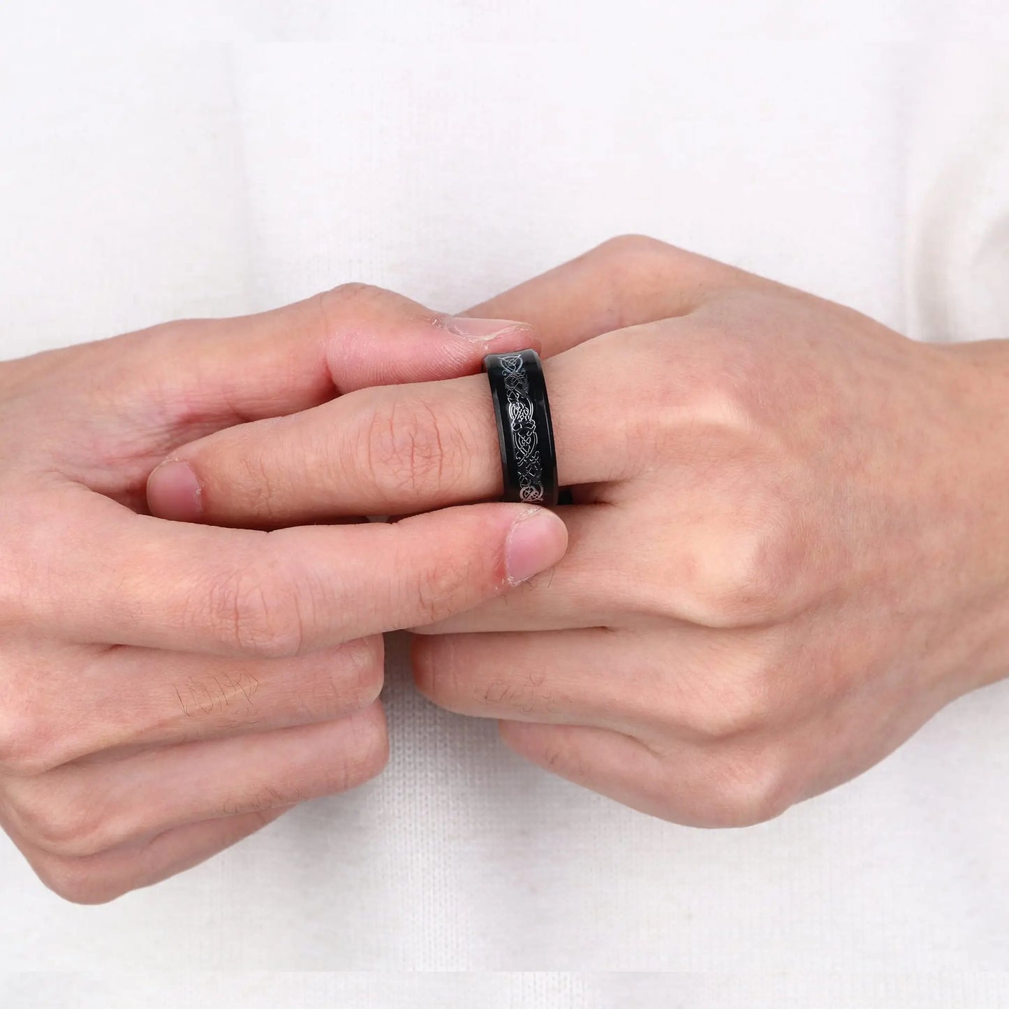 Classic 8mm Men Ring Titanium Stainless Steel Ring Inlay Black Blue Carbon Fiber Ring Wedding Jewelry Christmas Gift Accessories