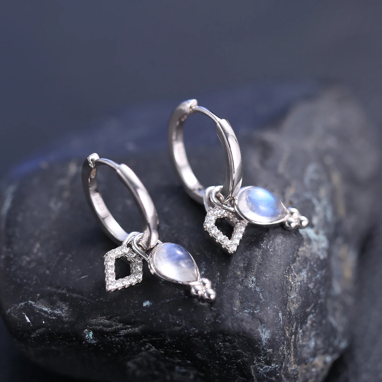 GEM'S BALLET 925 Sterling Silver Boho Rainbow Earrings Natural Milky Blue Moonstone Healing Crystal Dangle Earrings Gift For Her