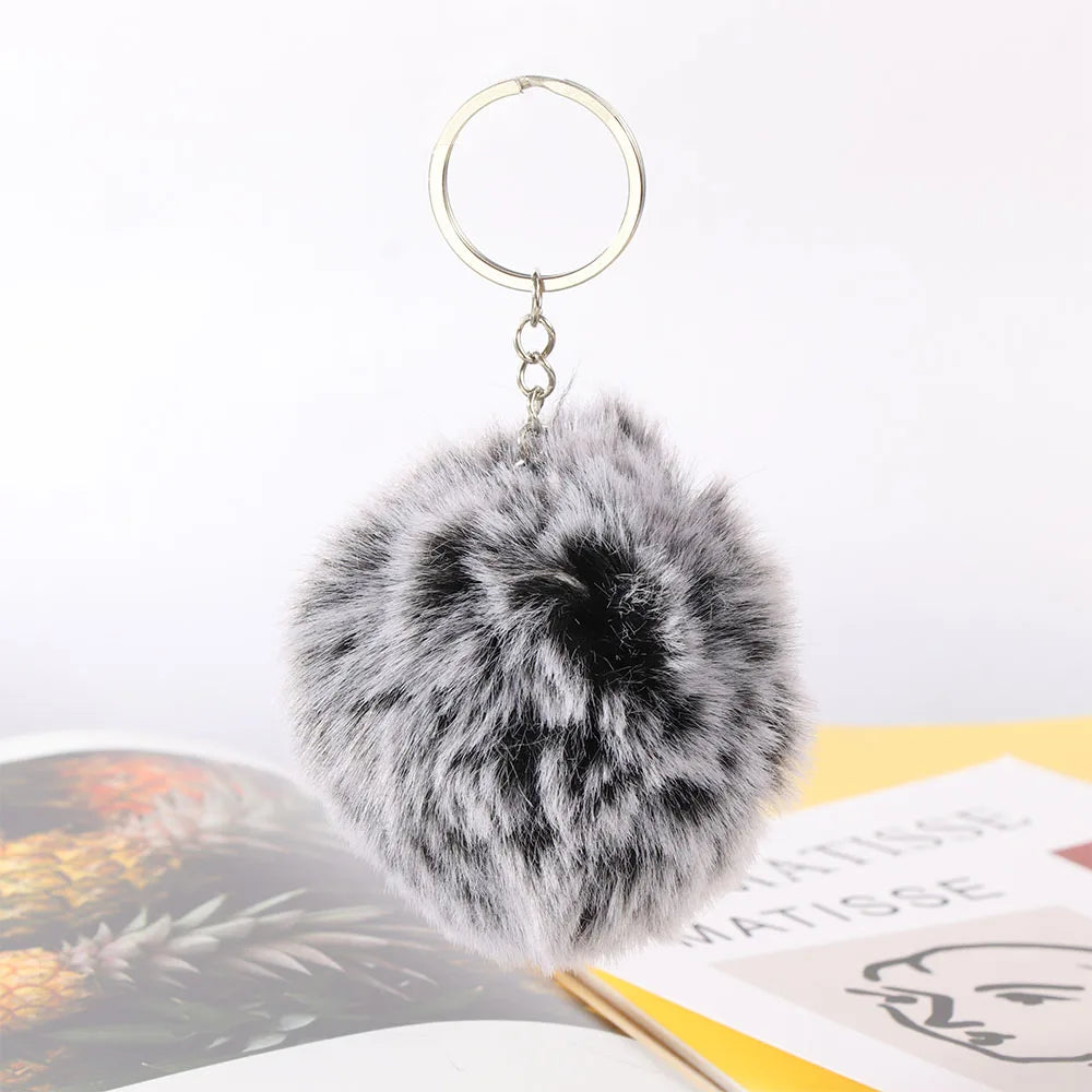 20 Colors Fluffy Fur Pom Pom Keychain Soft Faux Fur-like Ball Car Keyring Key Holder Women Bag Pendant Jewelry black white