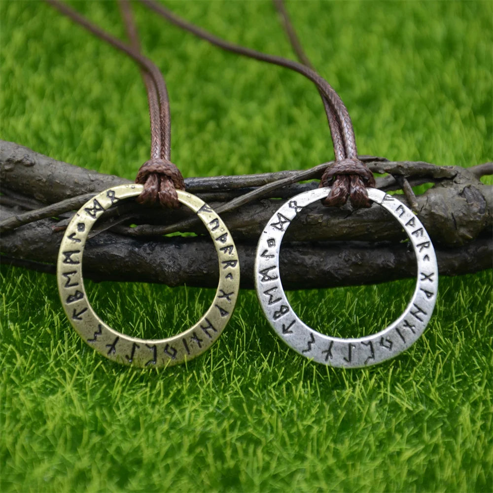 Nostalgia Viking Runes Jewelry Runic Amulet Circle Pendant Necklace Women Men Vegvisir Compass Nordic Talisman Pagan Jewerly