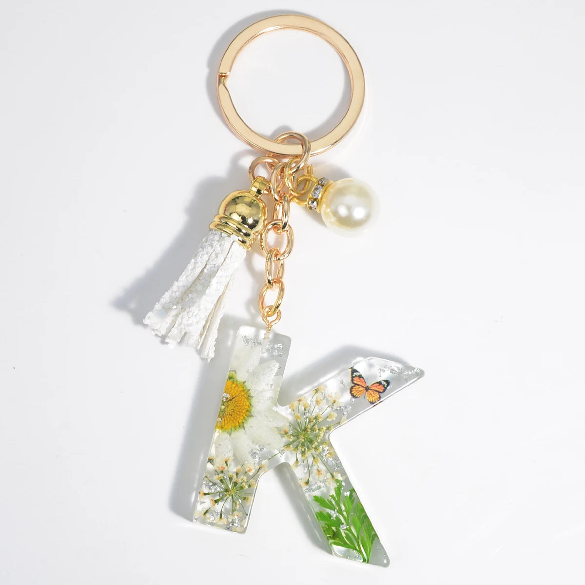 1Pc Letter Keychains Charms White Chrysanthemum Alphabet Resin Keyring Women Exquisite Bag Ornaments Flower Key Holder Gift SKC-Y07-K CHINA