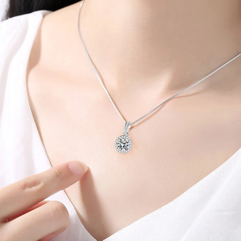 New Women 925 Sterling Silver Jewelry Zircon Fine Round Pendant Necklace Fashion Rhinestone CZ Clavicle Chain Neck Birthday Gift