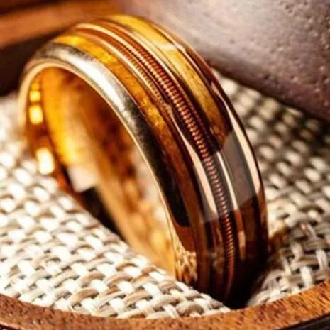 Rose Golden Ring, Inlaid Whiskey Barrel Wooden Grain Guitar String Men's Tungsten Steel Ring