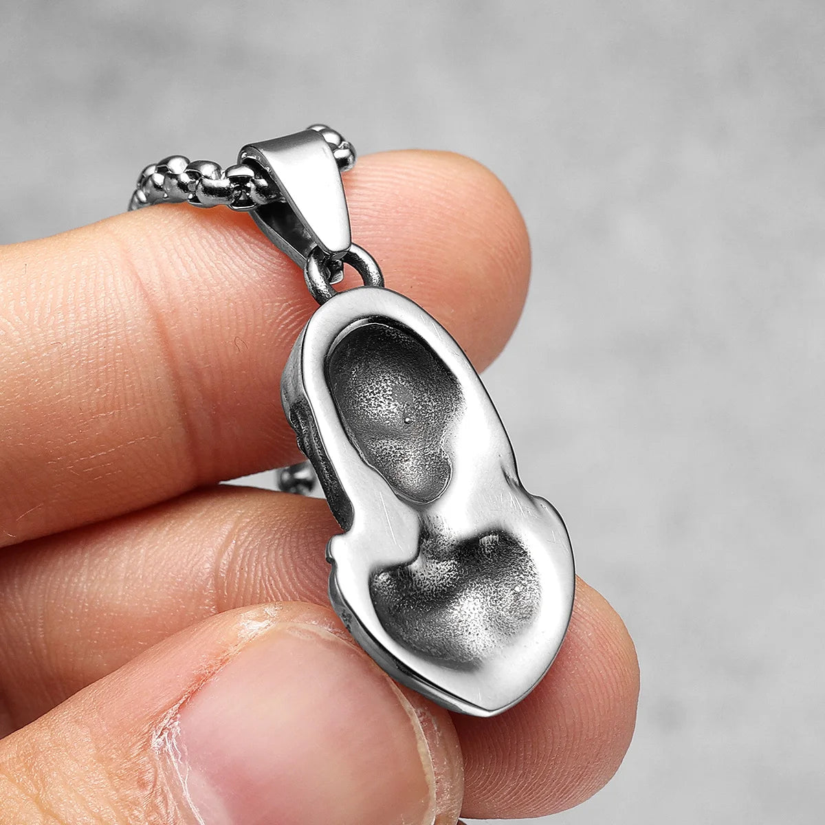 Retro Virgin Mary Stylish Stainless Steel Men Necklaces Pendant Chain Punk For Women Fashion Jewelry Gifts Wholesale Dropshiping