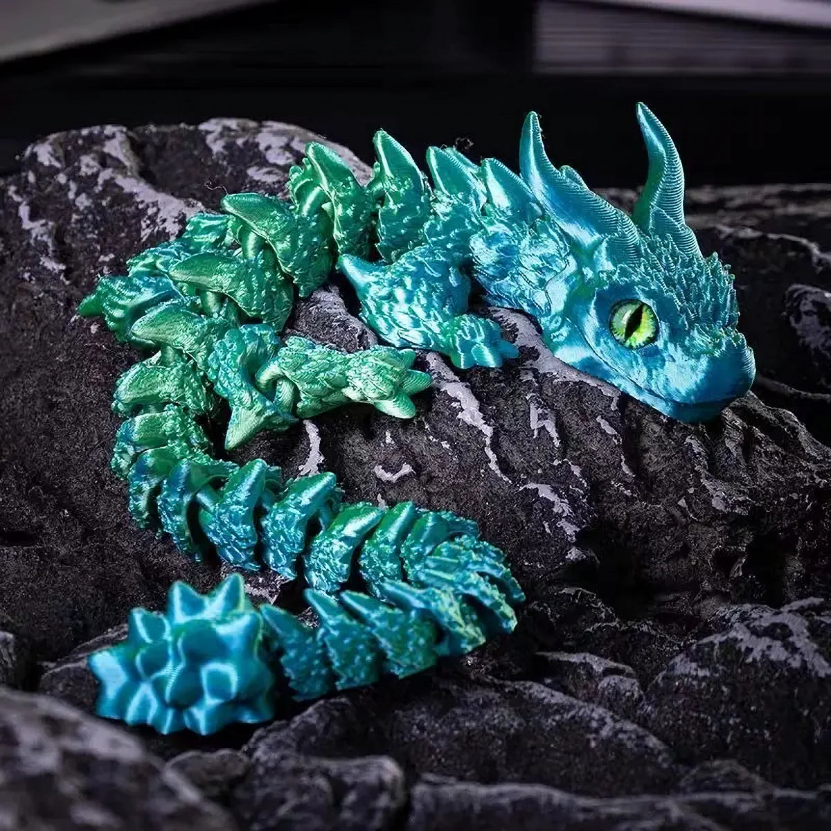 1pc Charming 3D Printed Double-Horned Dragon Figurine with Random Eyes - Ideal for Car Ornament, Home & Car Decor, Living Room