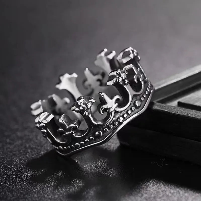 Classic Retro Crown King Ring Men Fashion Punk Simple Biker Ring Couple Jewelry Gift