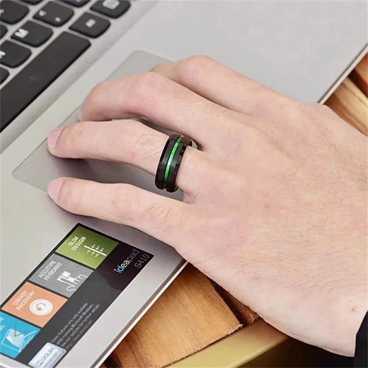 Fashion 8mm Black Tungsten Wedding Celtic Dragon Rings Inlaid Green Zircon Ring for Men Stainless Steel Purple Carbon Fibre Ring