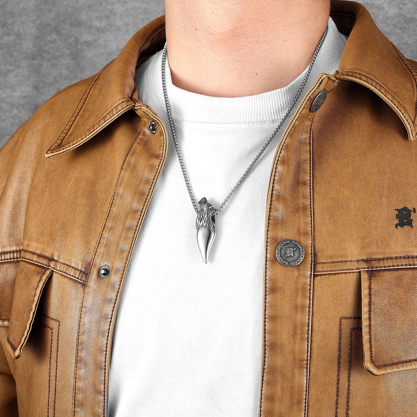 Simple Wolf Tooth Men Necklaces With Pendant Stainless Steel Jewelry For Male Women Punk Hip Hop Accessories Gifts Wholesale