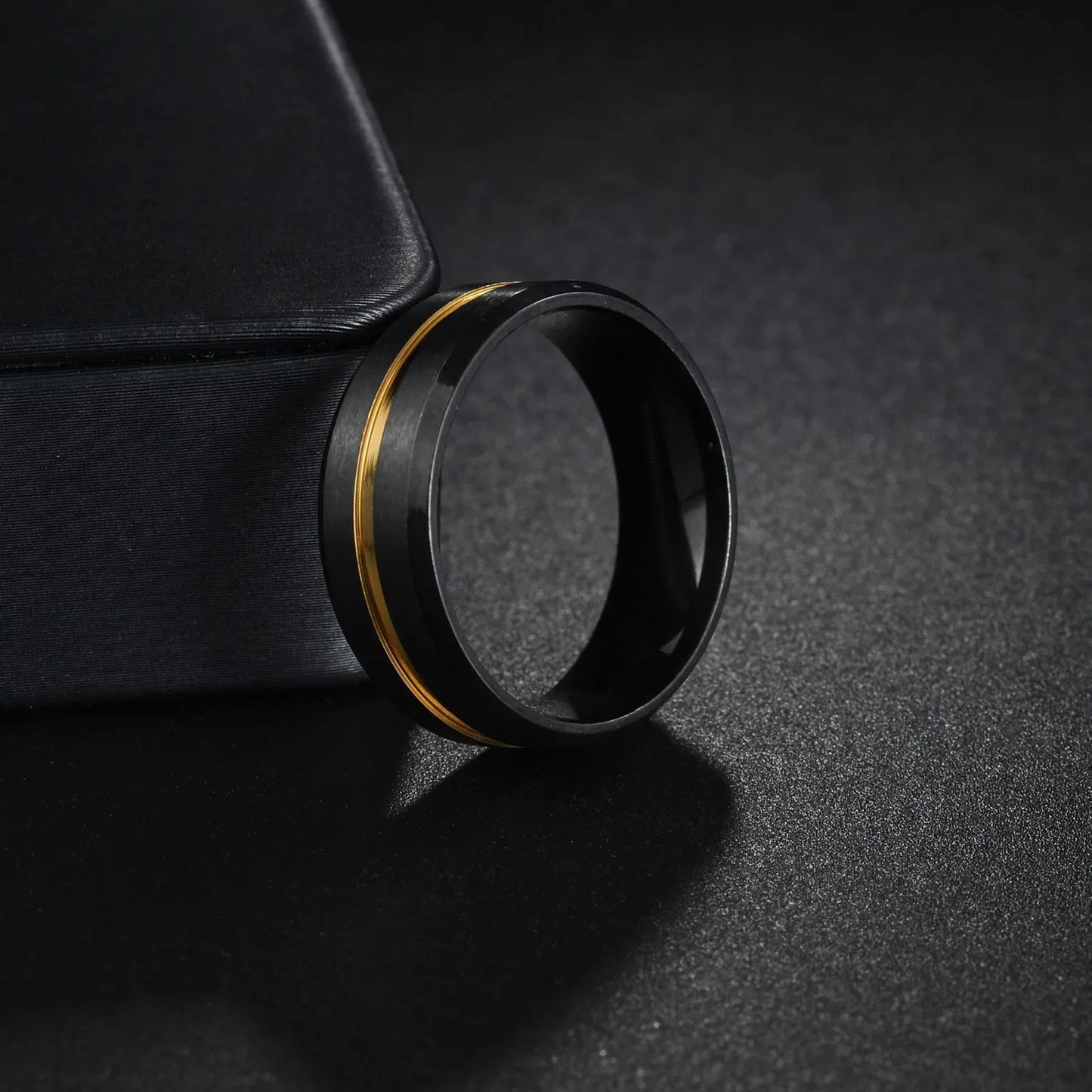 Trendy 8mm Gold Color Groove Beveled Edge Titanium Wedding Rings For Men Black Brushed Stainless Steel Ring Men's Wedding Bands