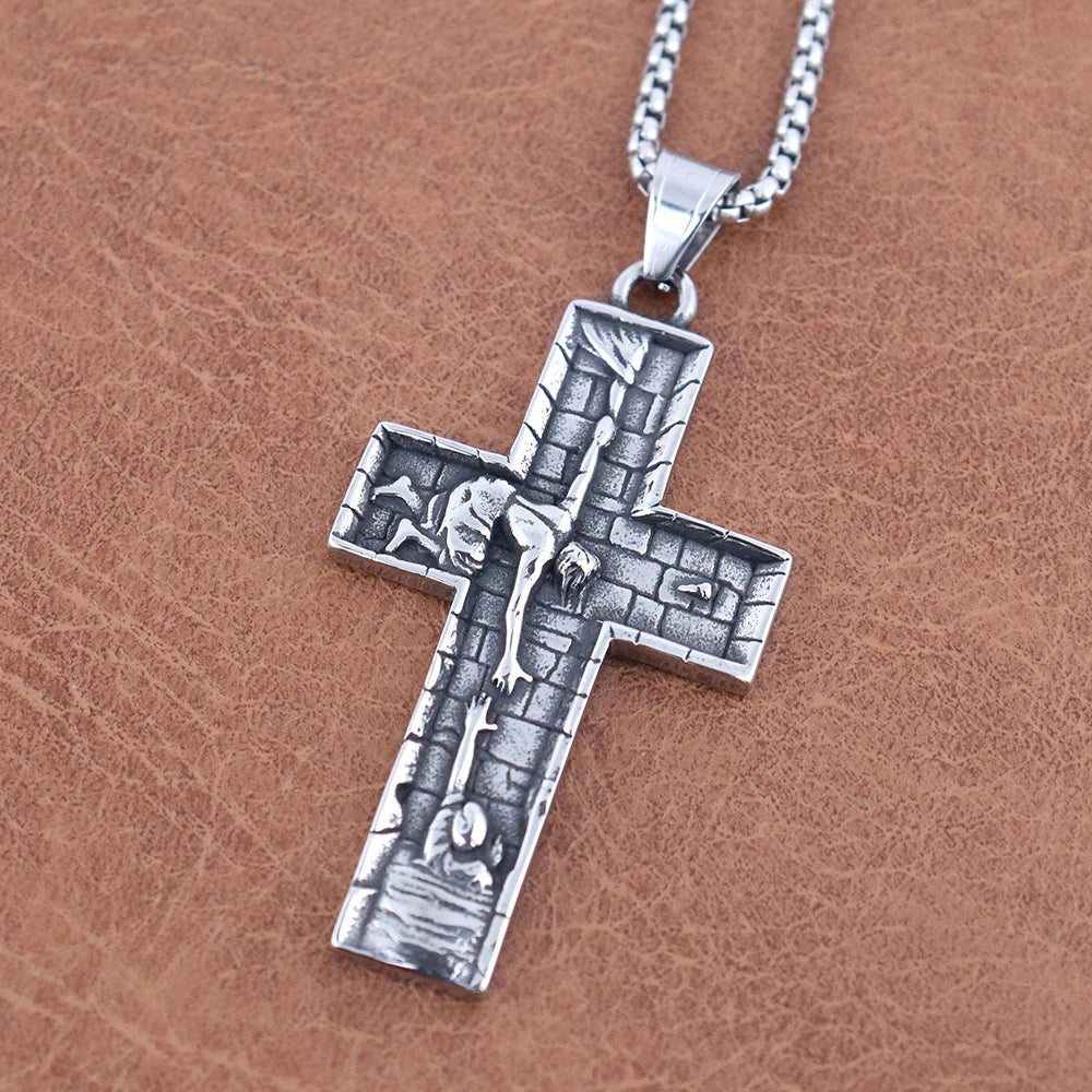 Vintage Stainless Steel Jesus Cross Necklace Men's Classic Religious Believer INRI Cross Pendant Jewelry Creative Gift