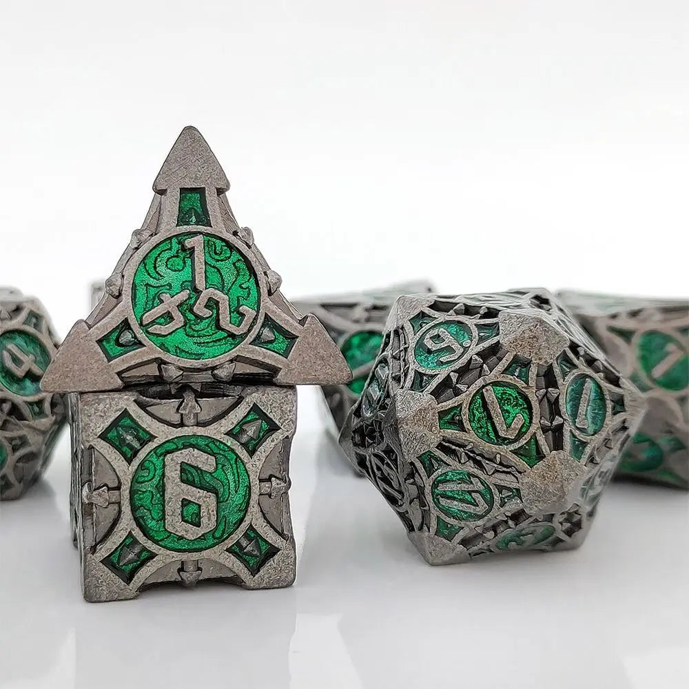 7Pcs Metal Polyhedral Dice Set Cool Metal Dices Table Games Accessory For D&d DND D6 D8 D10 D12 D20