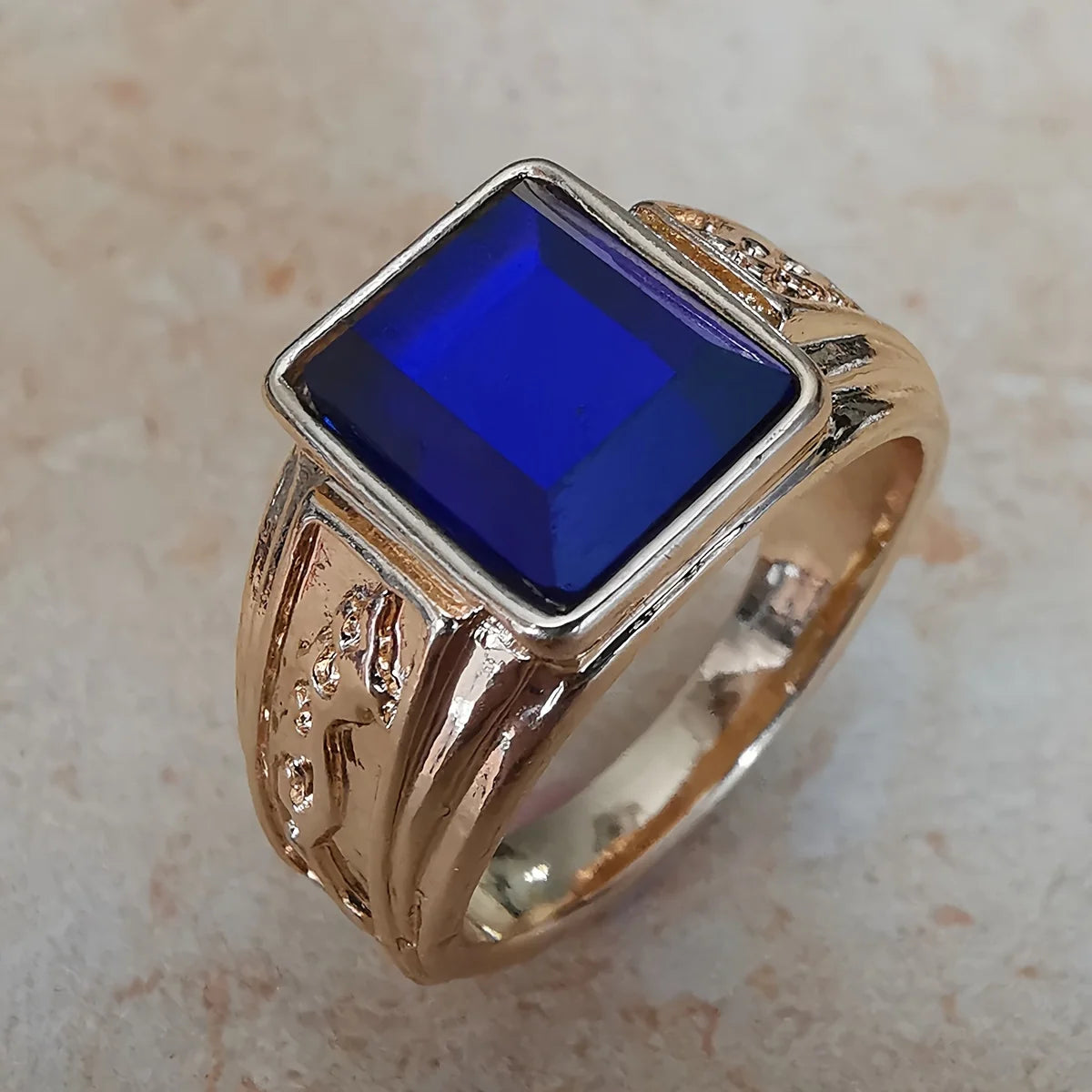 1pc 18K Gold-Plated Men's Ring Inlaid Glass Copper Ring