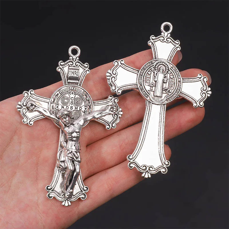 New religious cross christian jewelry cross pendant saint benedict cross pattern pendant pendant necklace.