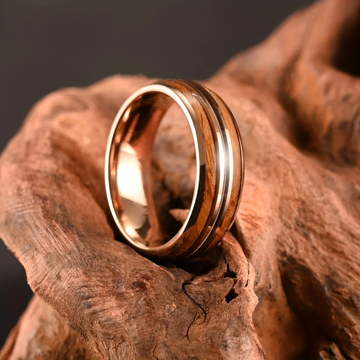 Rose Golden Ring, Inlaid Whiskey Barrel Wooden Grain Guitar String Men's Tungsten Steel Ring