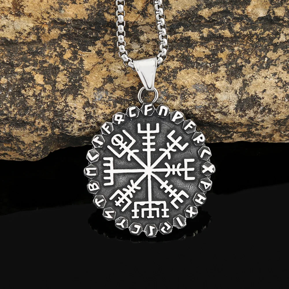 Stainless Steel Men Nordic Guidepost Compass Necklace Vintage Viking Rune Pendant Chain Vegvisir Amulet Scandinavian Norse Gifts