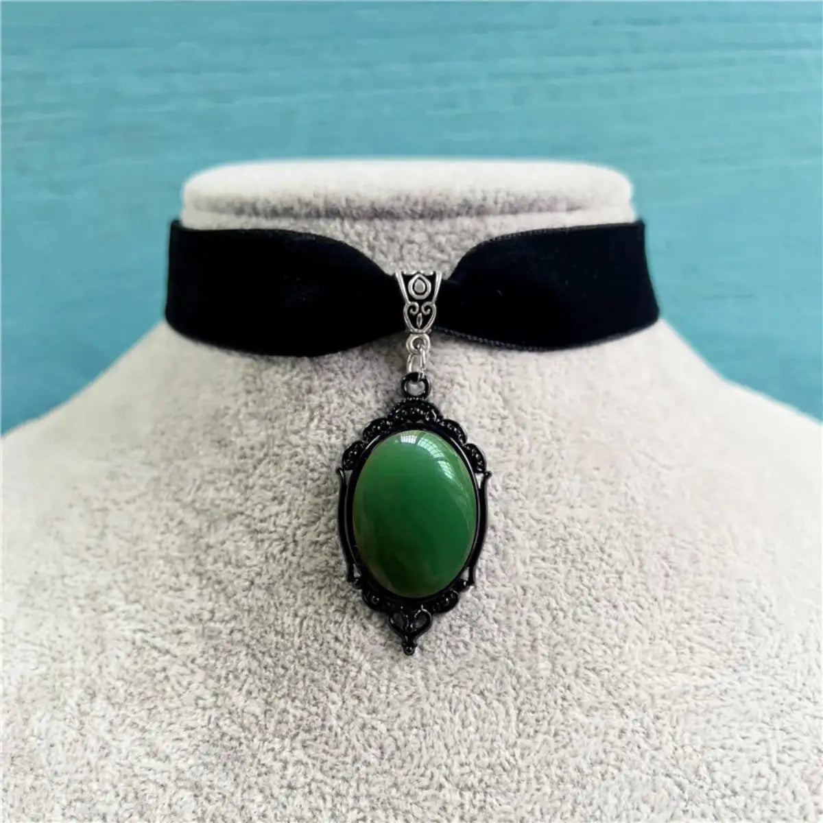 Gothic Vampire Blood Drop Pendant Necklace Vintage Purple Red Bat Eyes Charms Chains Witch Jewelry Accessory Gifts For Women