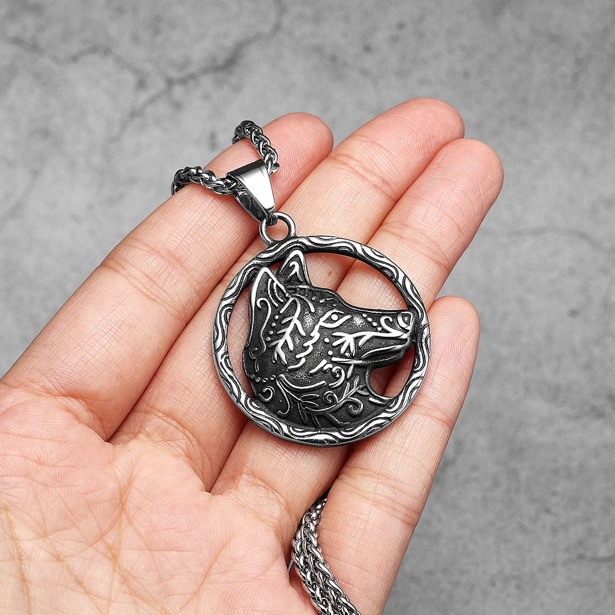 Wolf Head Carving Men Necklaces With Pendant Stainless Steel Jewelry For Male Women Punk Hip Hop Accessories Gifts Wholesale