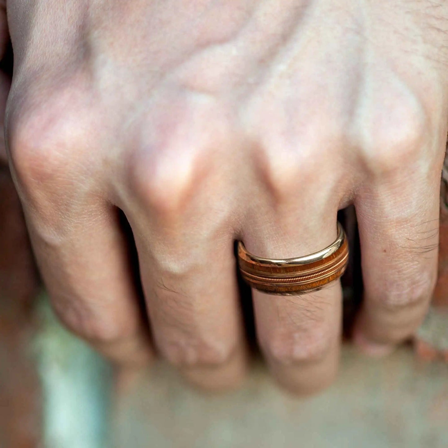 Fashion 8mm Rose Gold Color Stainless Steel Guitar string Rings for Men Inlay Hawaiian koa wood Rings Wedding Band Jewelry Gifts