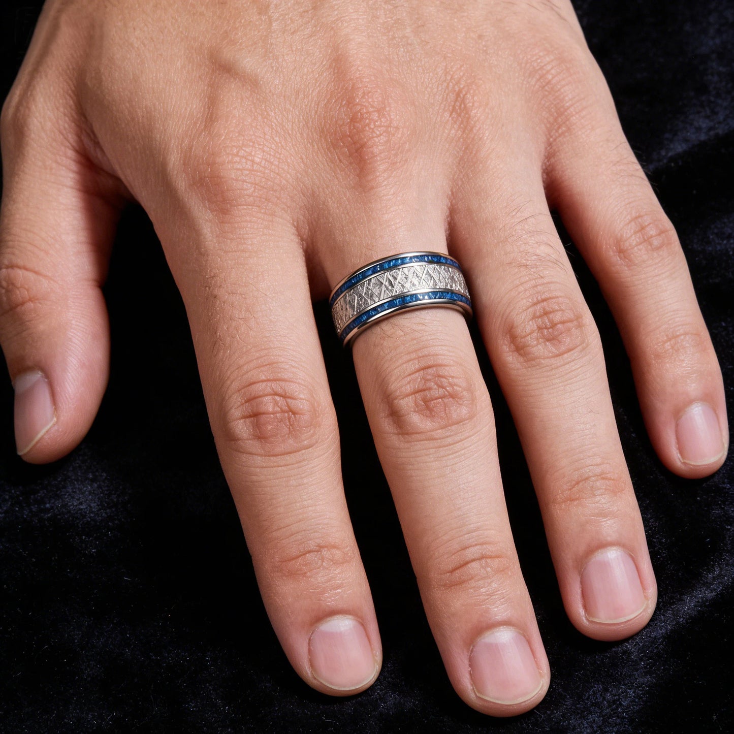 Fashion 8mm Silver Color Stainless Steel Rings for Men, Meteorite Carbon Fiber Inlay Dome Engagement Ring, Men Wedding Jewelry