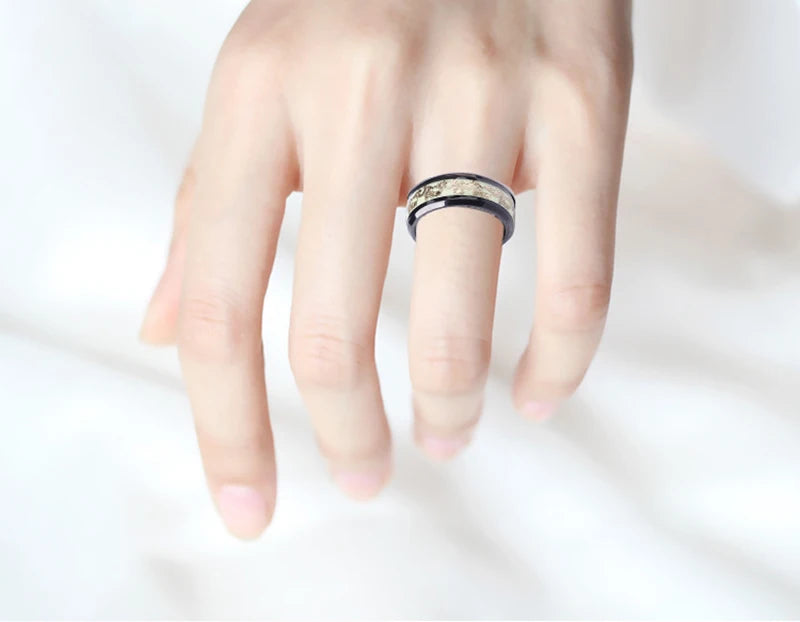 Cool Stainless Steel Luminous Dragon Rings for Men Women Dragon Totemn Glowing In Dark Couple Ring Wedding Bands Jewelry Gift